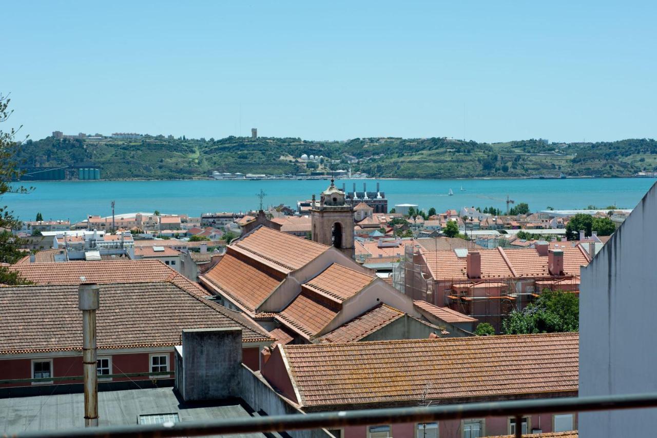 Ambassador River View Suites Lisbona Esterno foto
